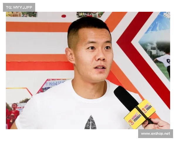 黄博文:从足球场上的核心传球手到中国足球的中场灵魂解析 黄博文:从足球场上的核心传球手到中国足球的中场灵魂解析